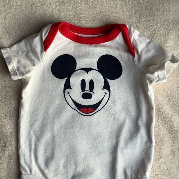 Baby Gap Mickey Mouse Bodysuit 3 Months to 6 months 3-6M 3m to 6M - Picture 2 of 4